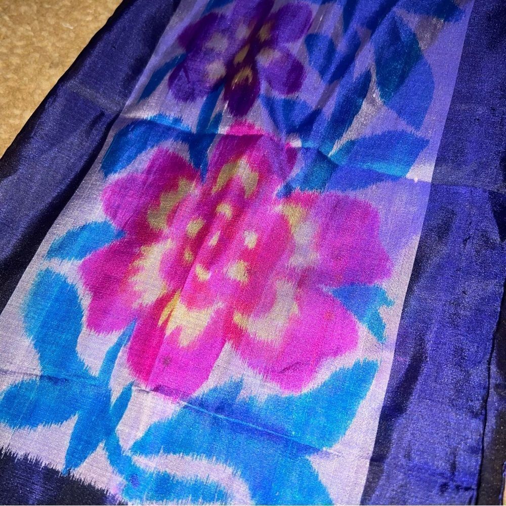 Scarf   - Picture 3 of 6